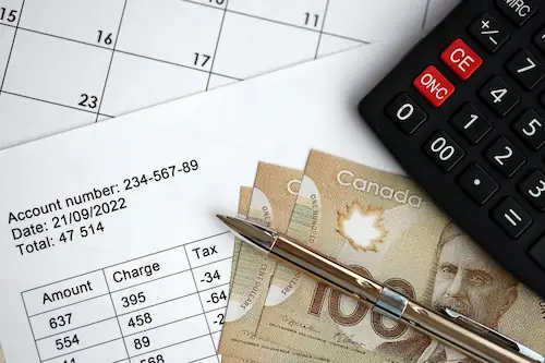 "A Comprehensive Guide for Newcomers  to Canada on the Financial and Monetary System"
