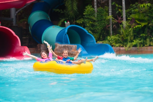 Top 10 of the best water parks in Canada